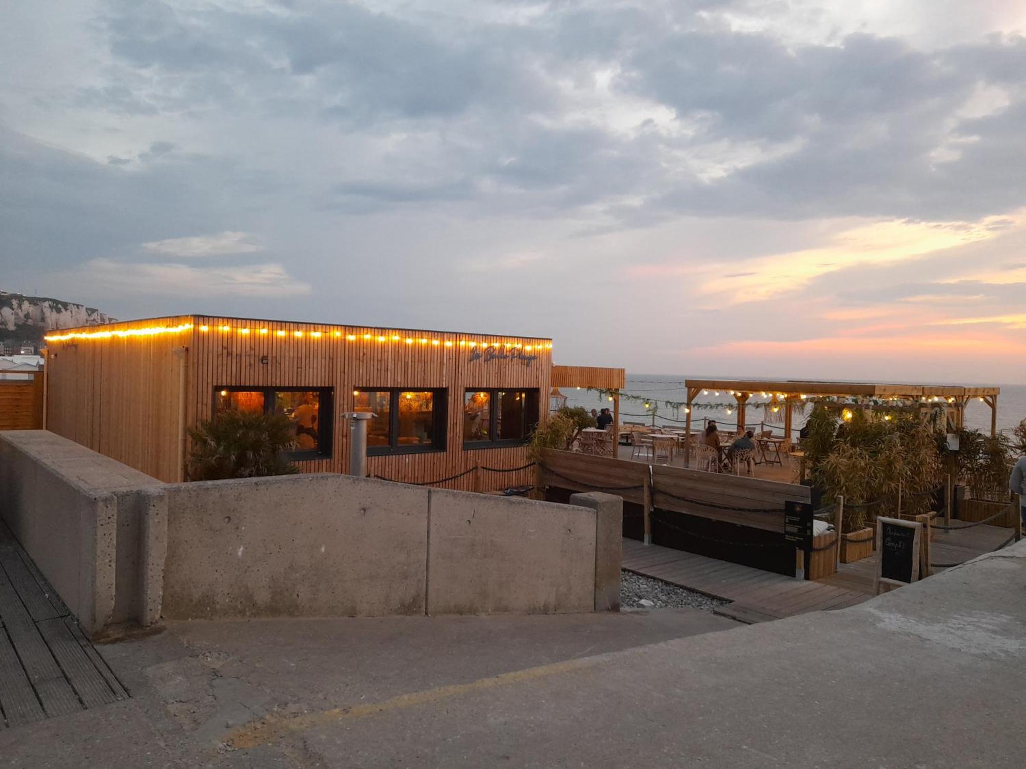 "Le Juguili" 46M2 En Front De Mer - 4 Personnes - Animaux Ok - Entierement Renove - Haut De Gamme - Wifi Mers-les-Bains Luaran gambar