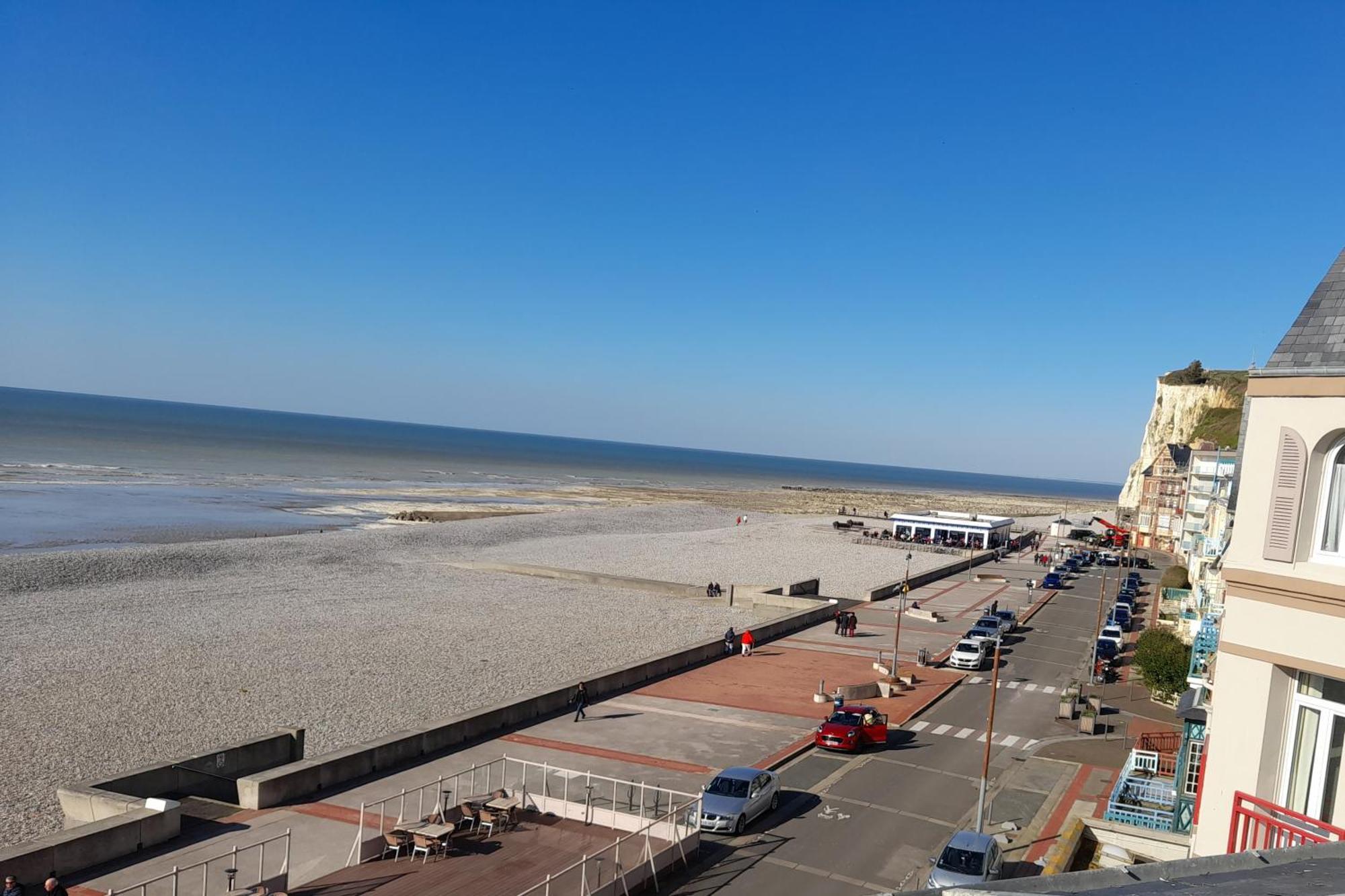 "Le Juguili" 46M2 En Front De Mer - 4 Personnes - Animaux Ok - Entierement Renove - Haut De Gamme - Wifi Mers-les-Bains Luaran gambar