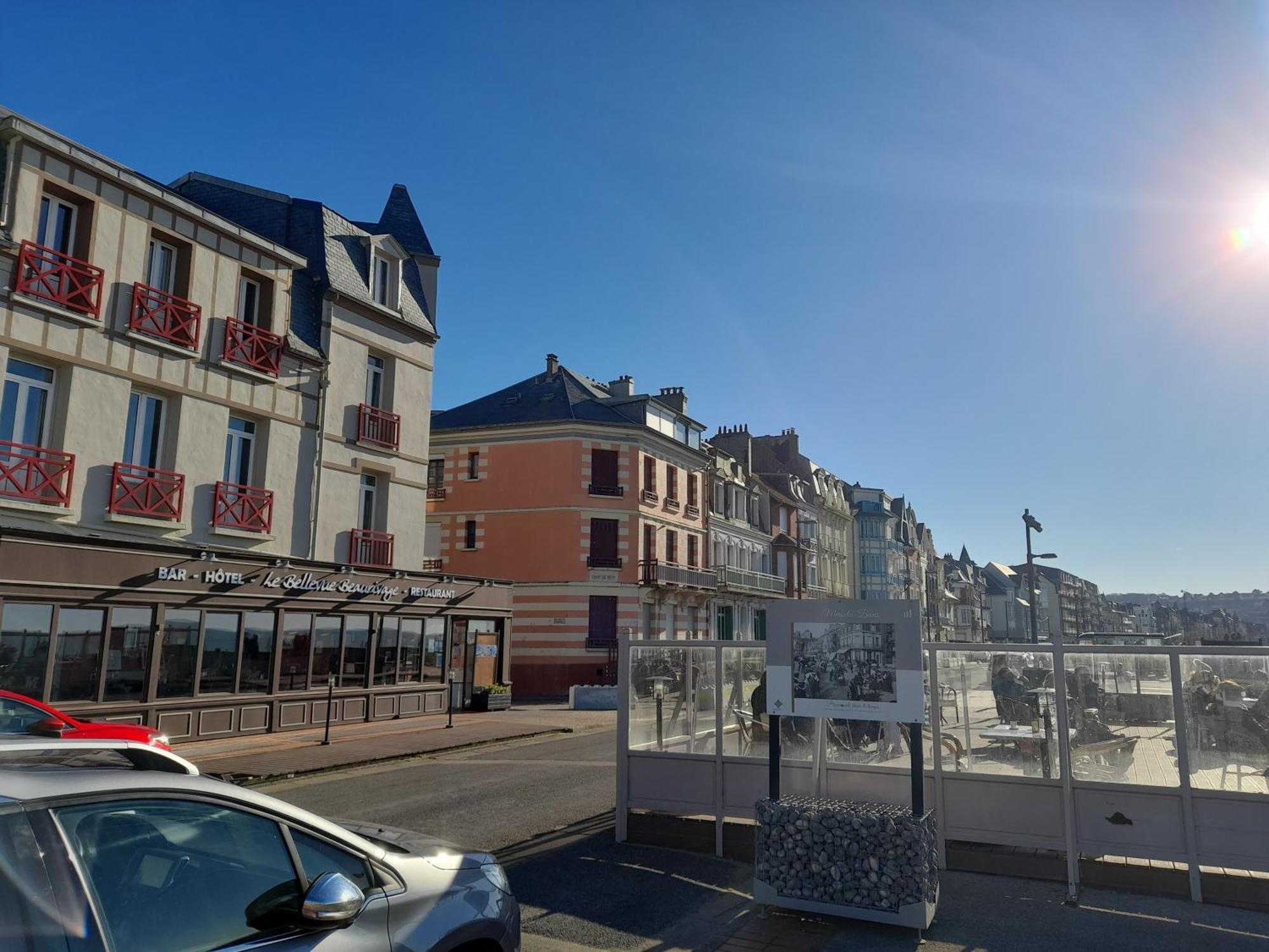 "Le Juguili" 46M2 En Front De Mer - 4 Personnes - Animaux Ok - Entierement Renove - Haut De Gamme - Wifi Mers-les-Bains Luaran gambar