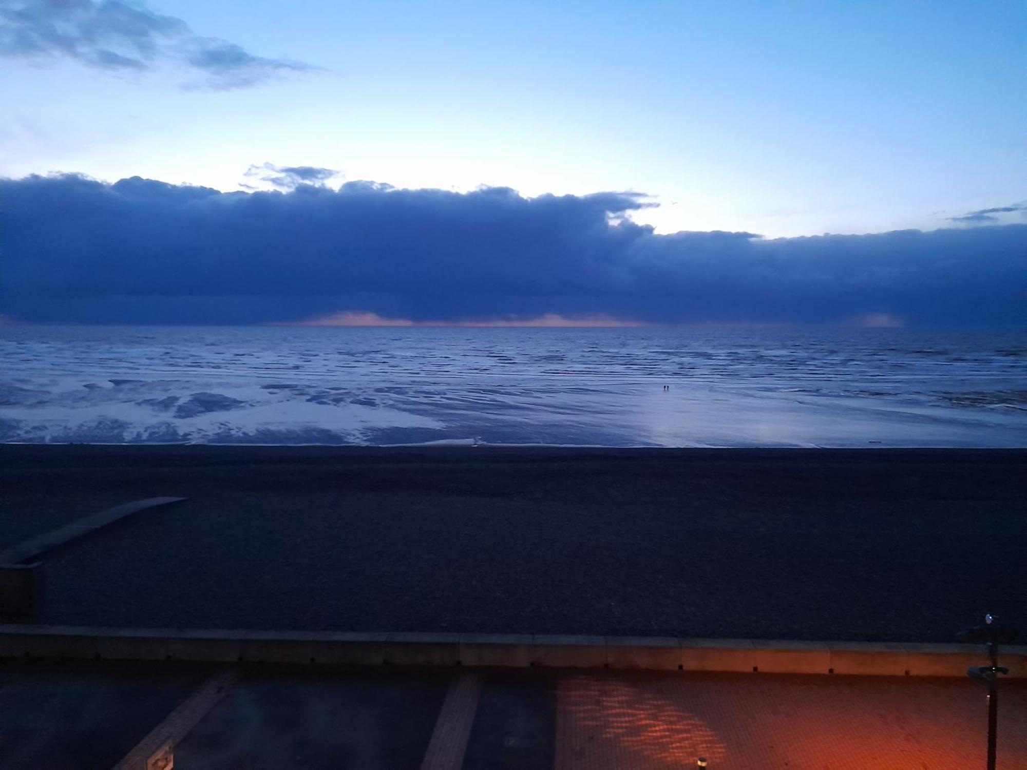 "Le Juguili" 46M2 En Front De Mer - 4 Personnes - Animaux Ok - Entierement Renove - Haut De Gamme - Wifi Mers-les-Bains Luaran gambar